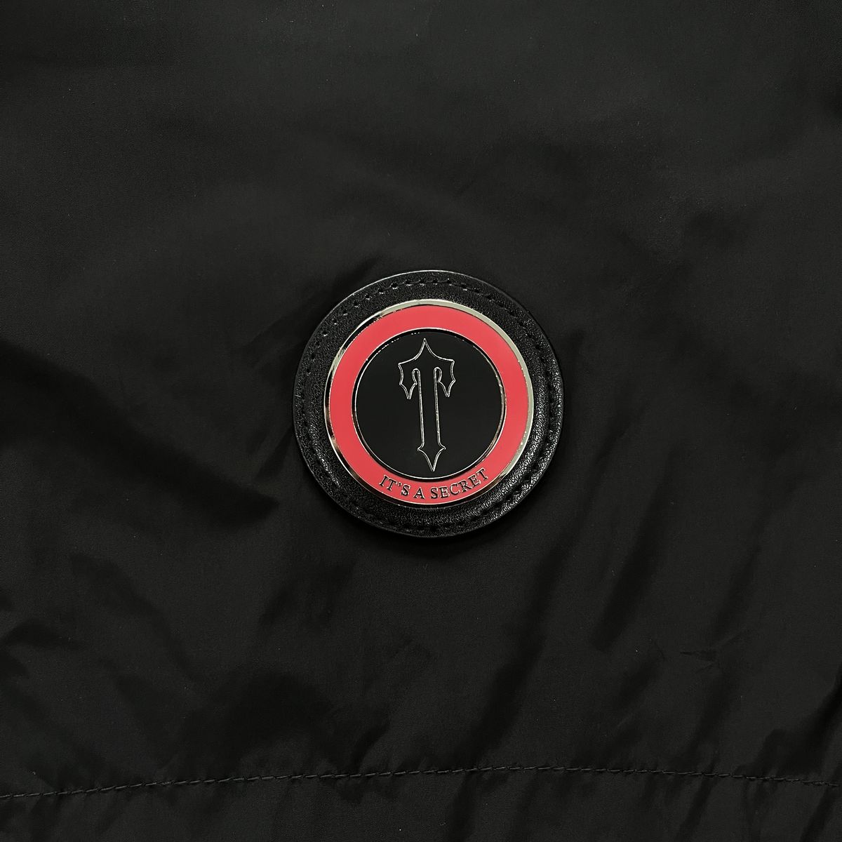 Trapstar Irongate T Windbreaker Jacket Black/Red