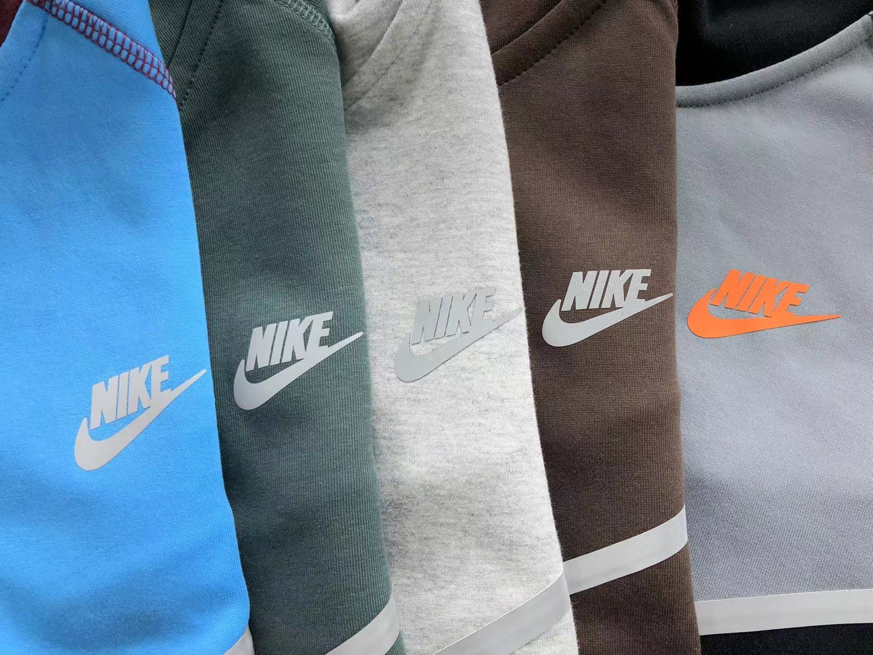 Nike Tech Fleece 2025 Jogging Black/White