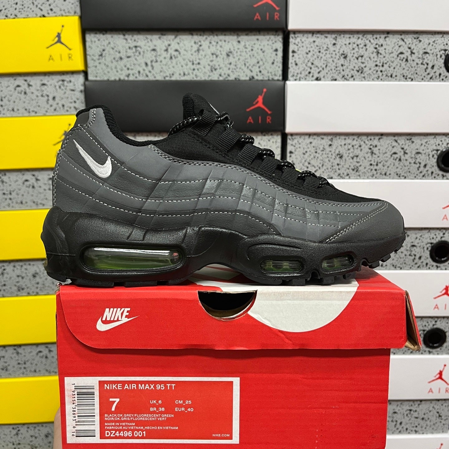 Nike Air Max 95 Grey Black Volt