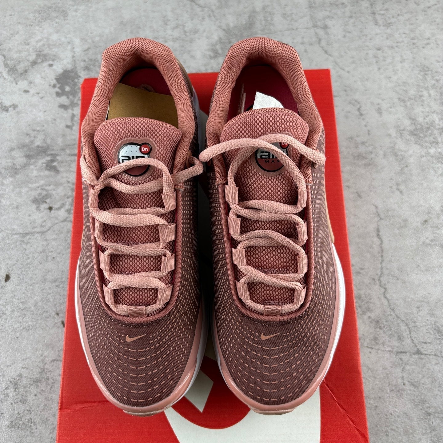 Nike Air Max DN Light Peach Pink