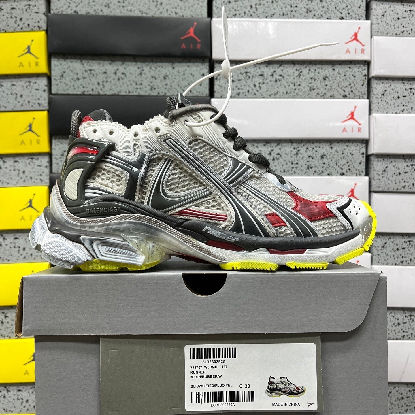 Balenciaga Runner 7.5 Grey White Fluo
