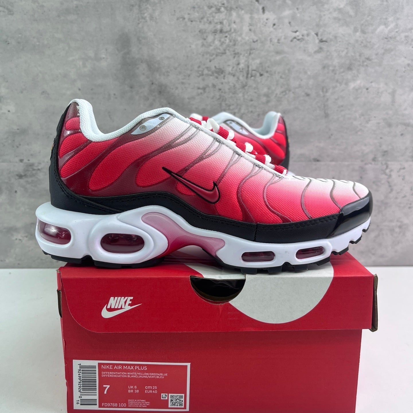 Nike Air Max Plus TN Red Cherry White