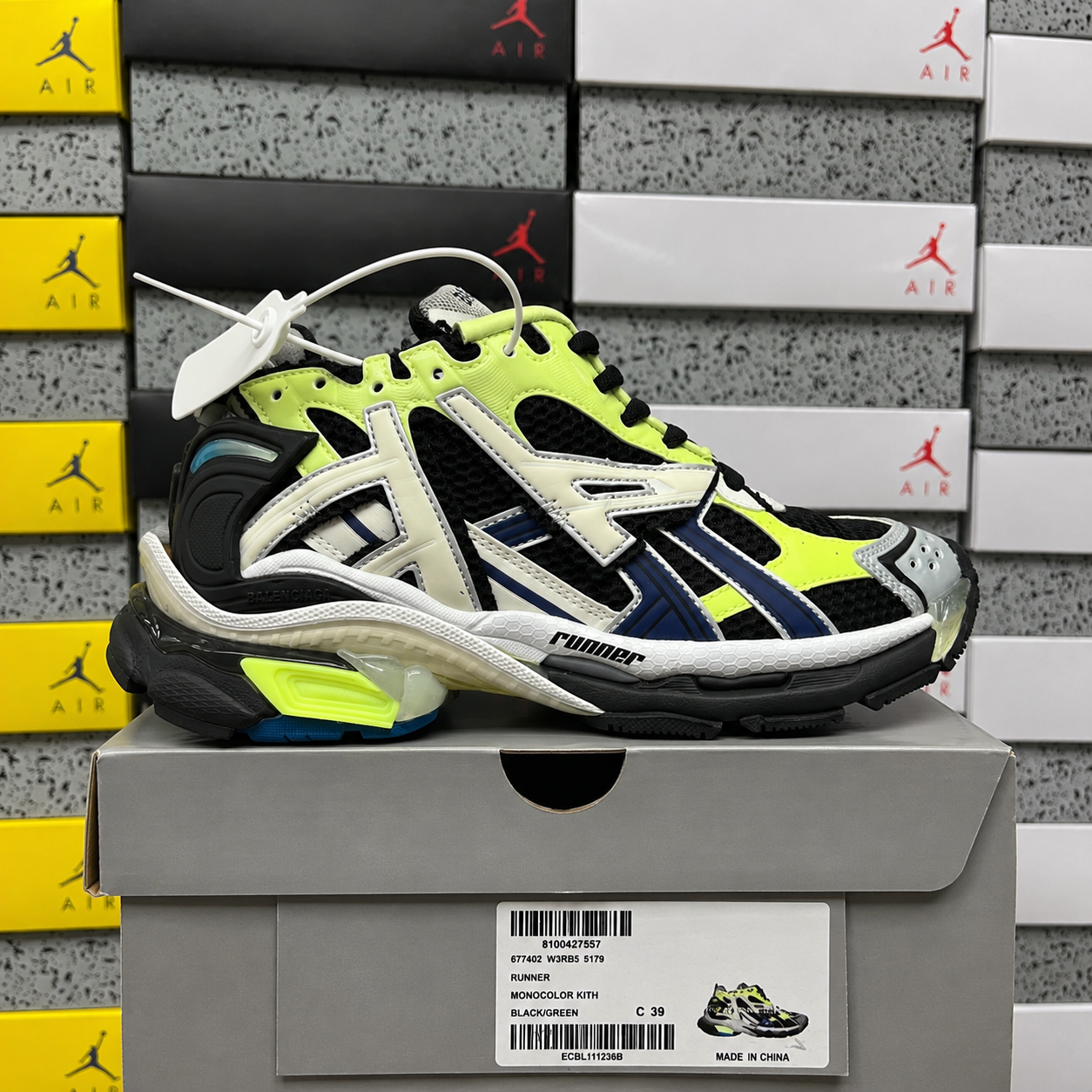 Balenciaga Runner 7.0 Cream Black Green