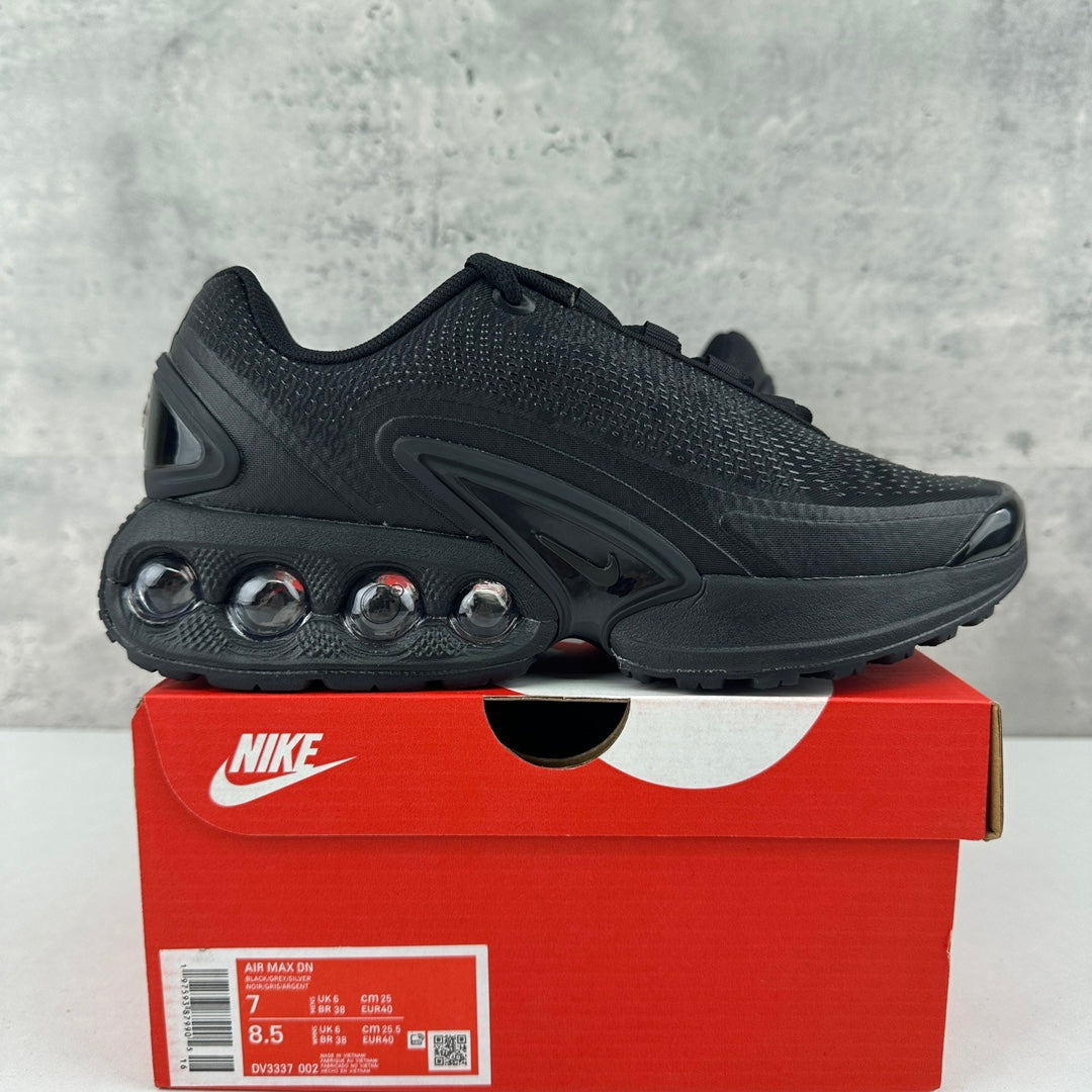 Nike Air Max DN Triple Black