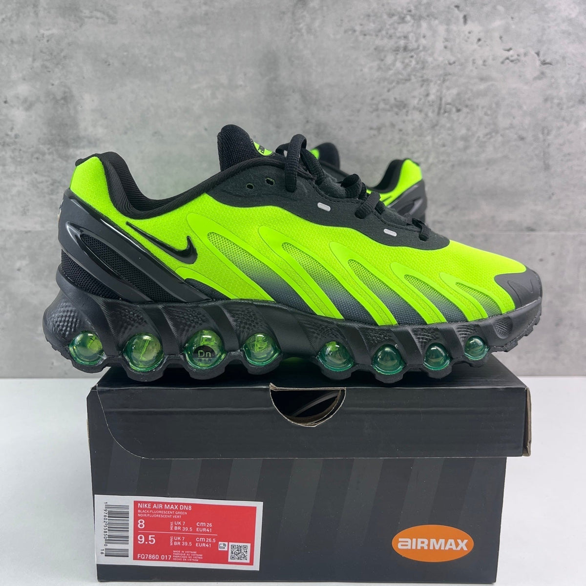 Nike Air Max DN8 Neon Black