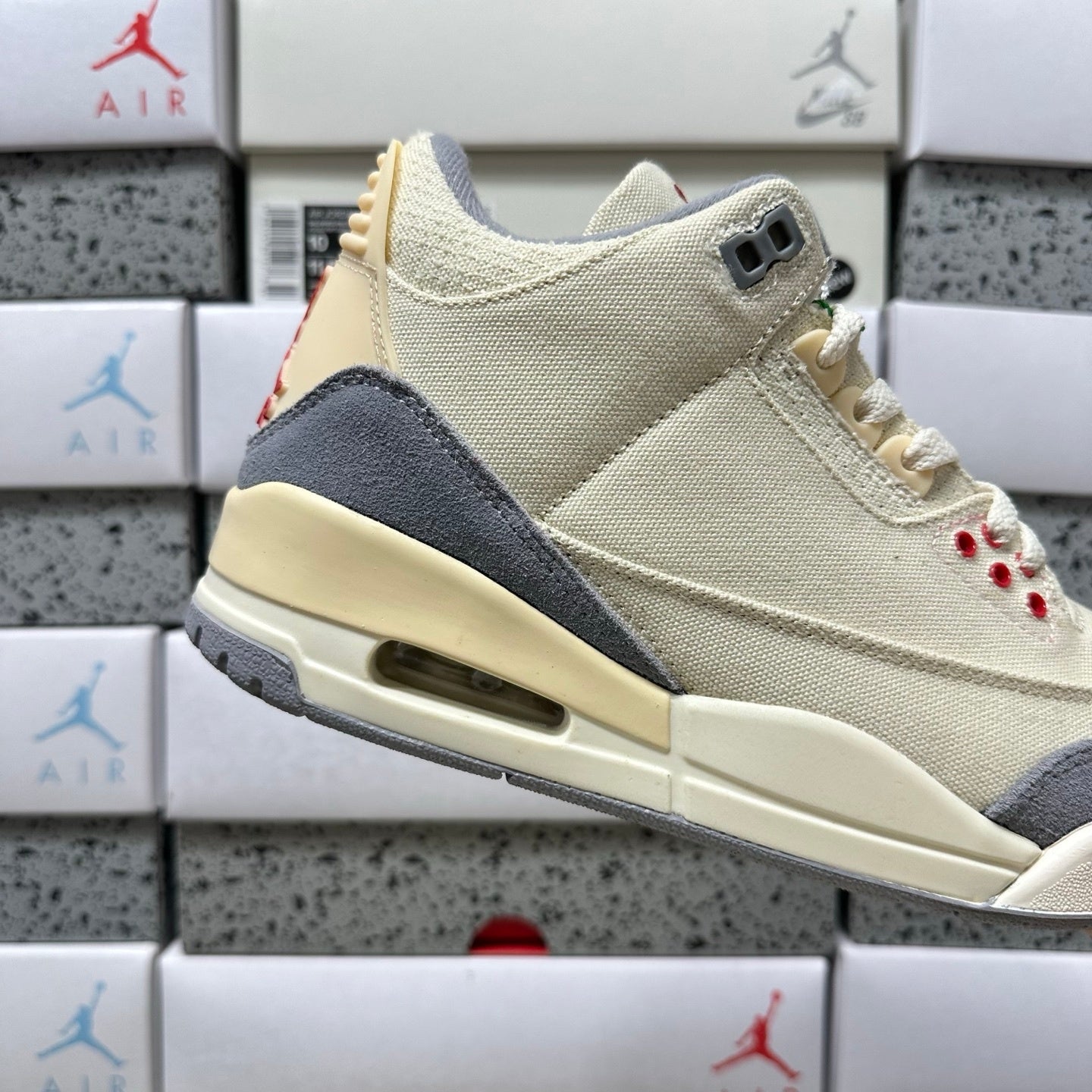 Jordan 3 Retro White Cement Reimaginadas