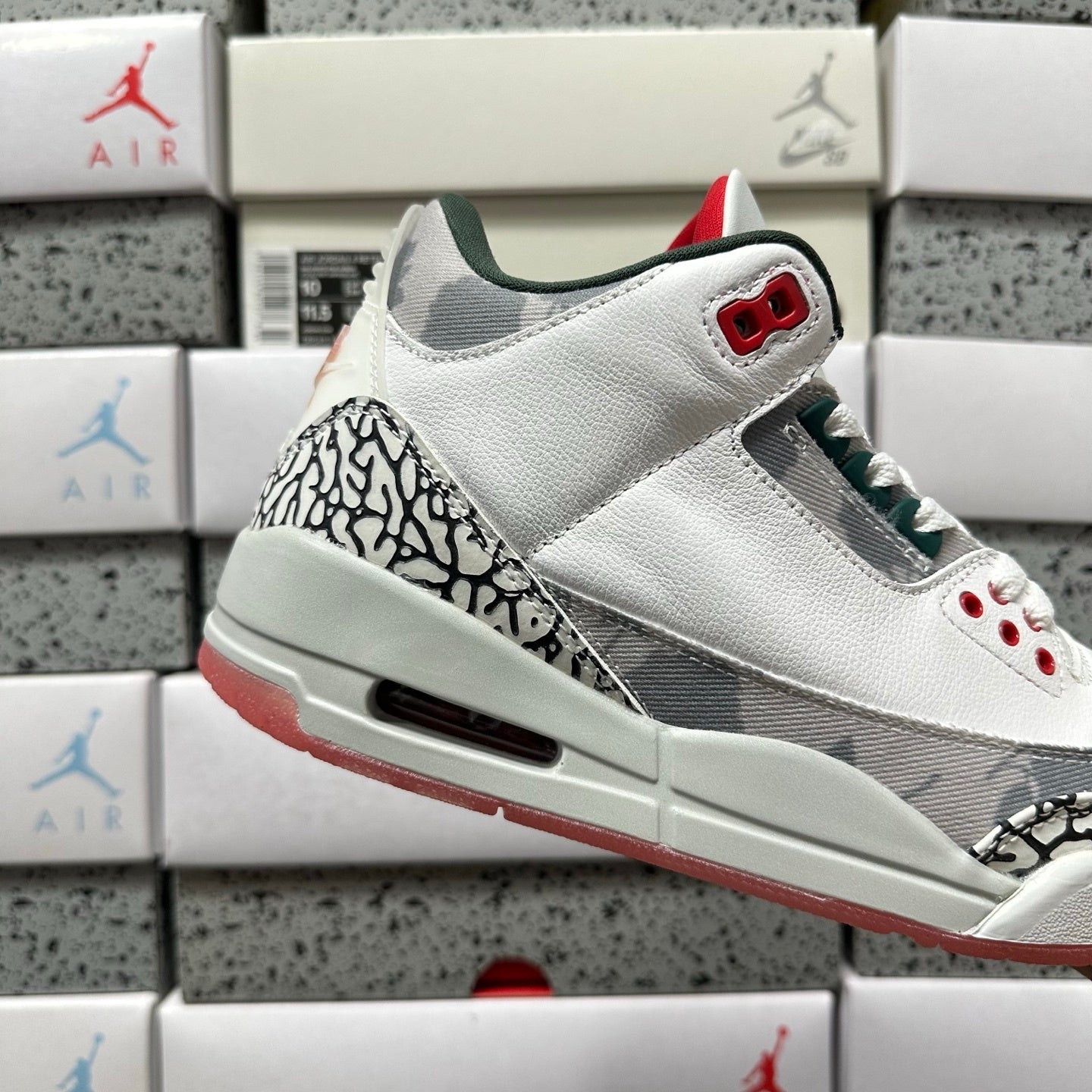 Jordan 3 Retro White Cement Reimaginadas