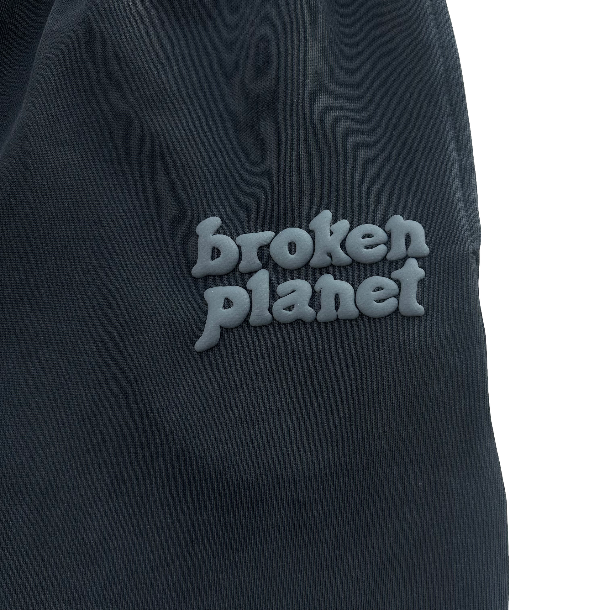 Broken Planet Basic Short Black
