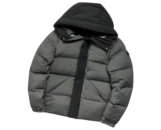 Moncler Madeira Down Jacket Grey/Black