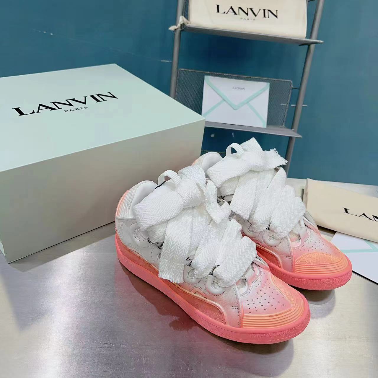 Lanvin Curb Gradient Salmon/White