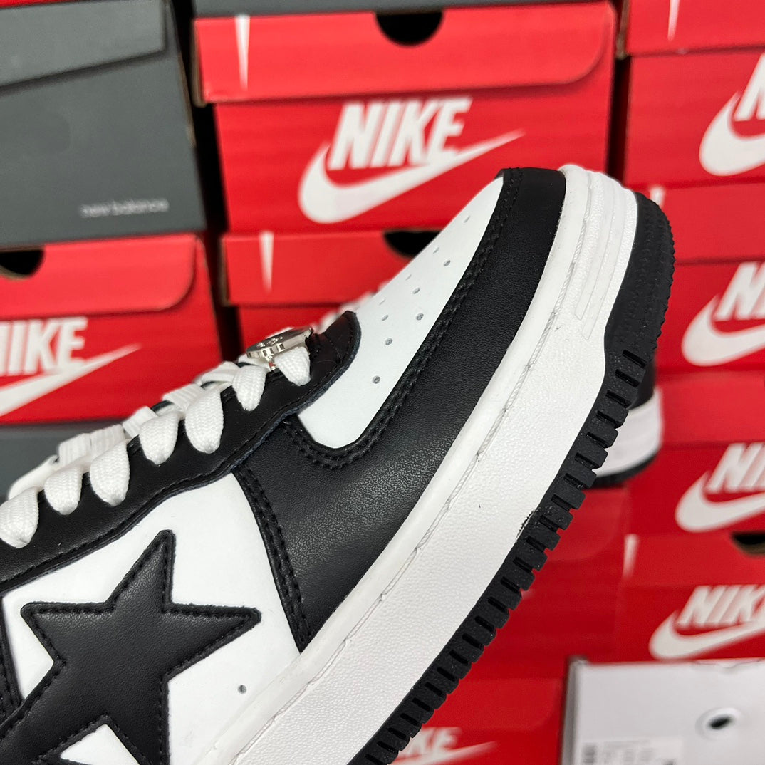 A Bathing Ape Bapesta Black/White