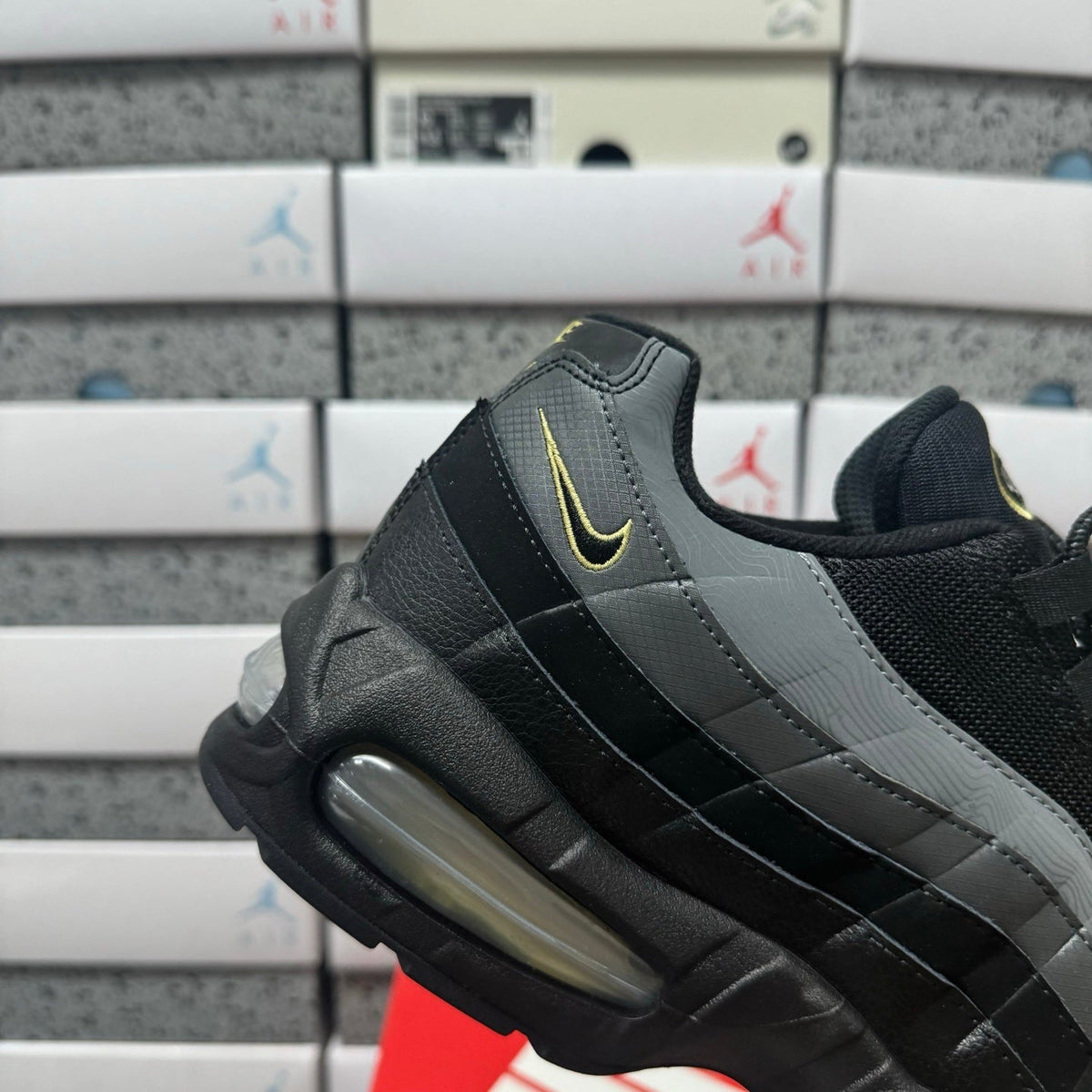 Nike Air Max 95 OG Big Bubble Batman