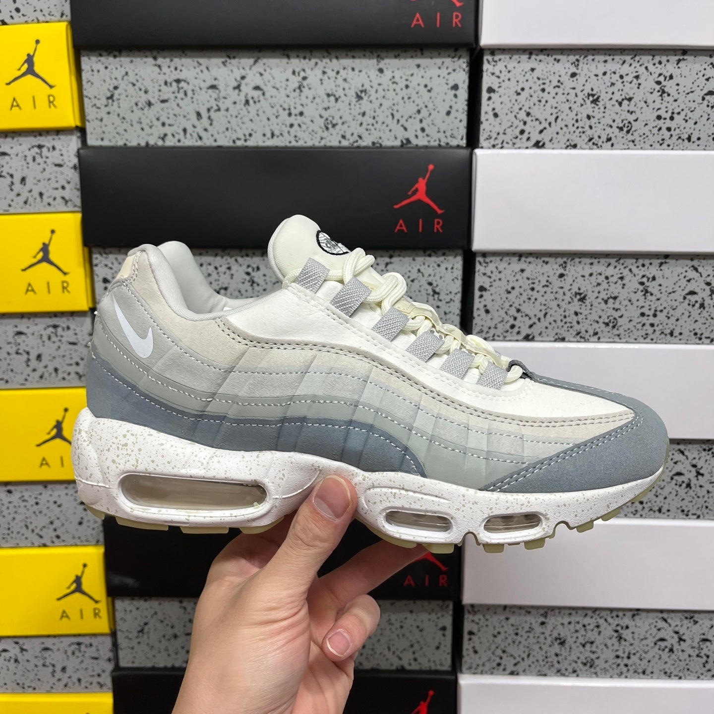 Nike Air Max 95 Essential Light Bone