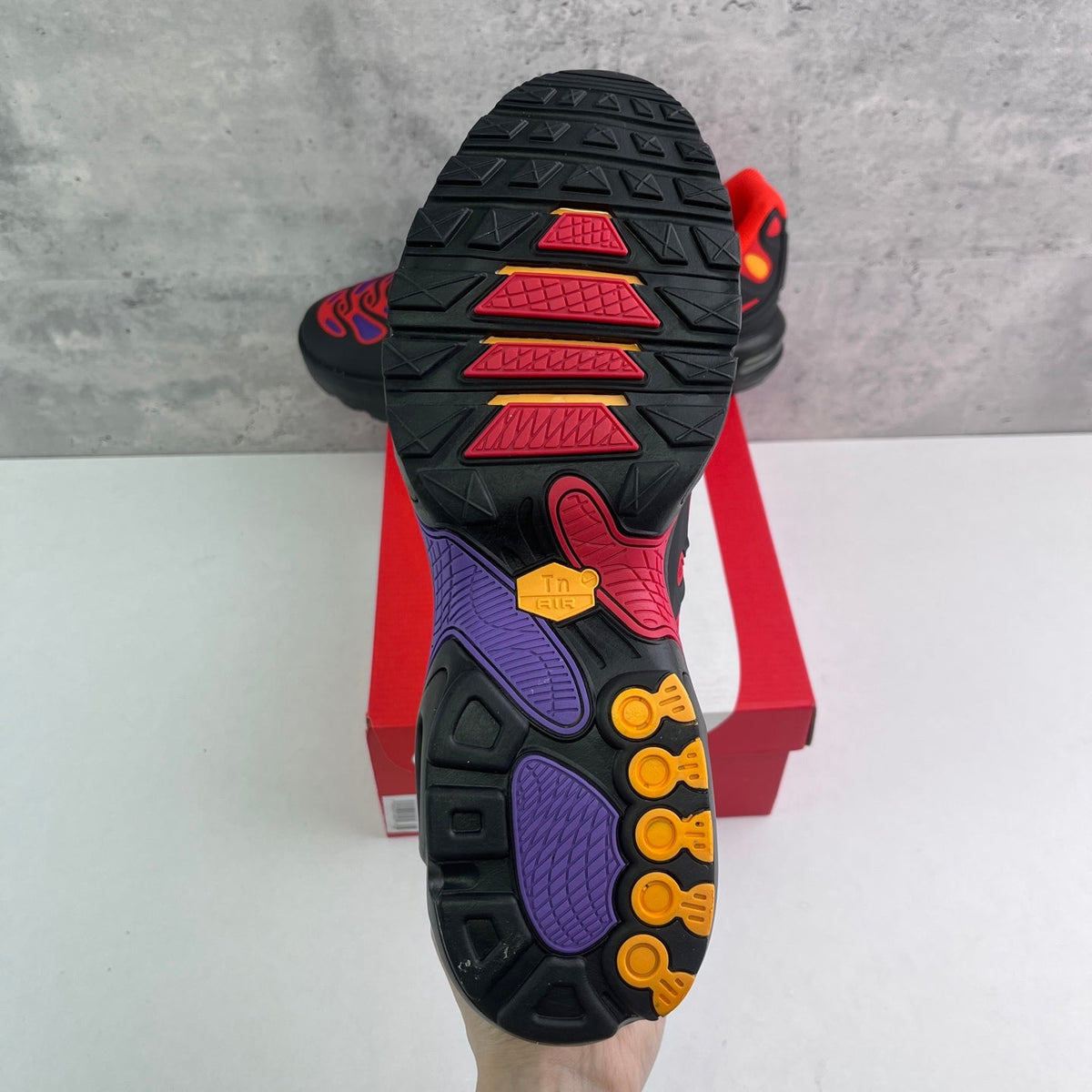 Nike Air Max Plus Drift Gradient Red Purple