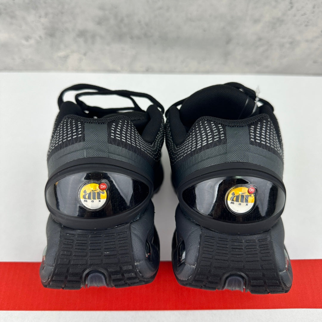 Nike Air Max DN Triple Grey