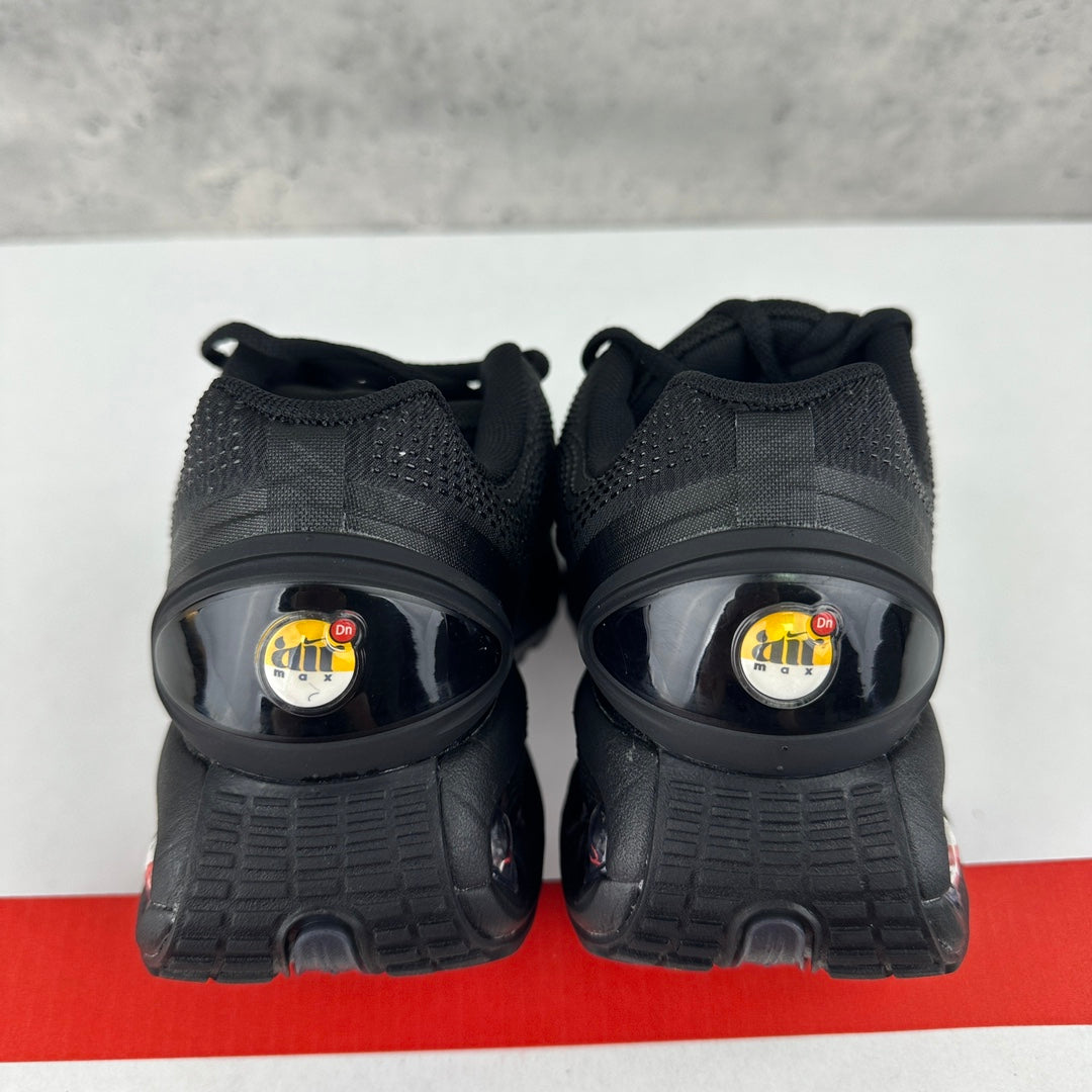 Nike Air Max DN Triple Black