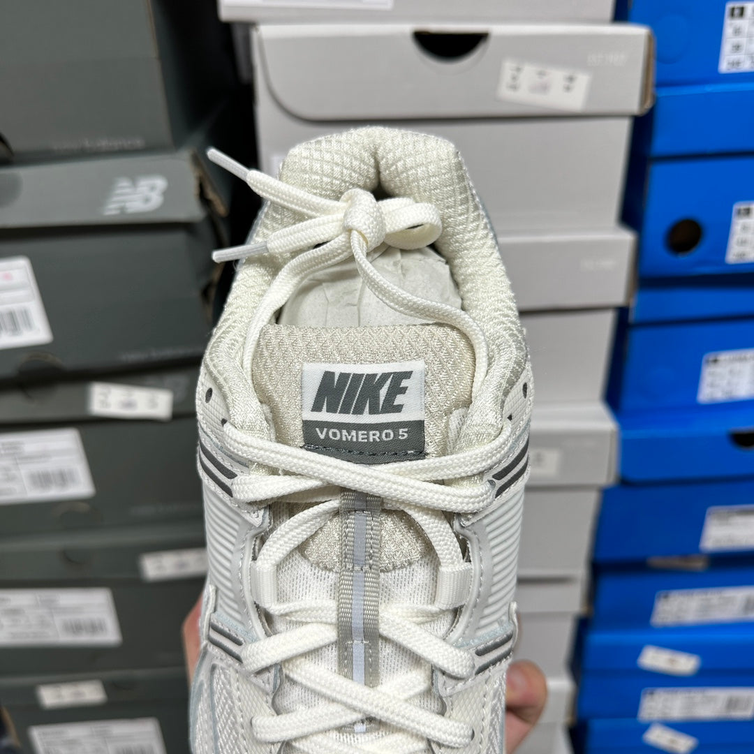 Nike Vomero 5 Platinum Cloud Grey