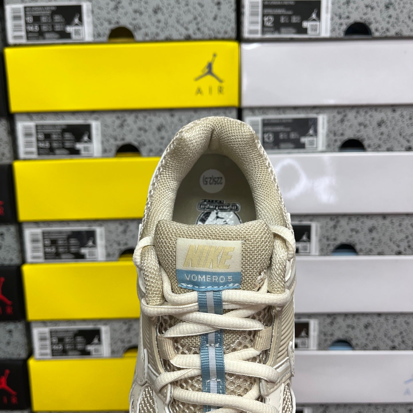 Nike Vomero 5 Pale Ivory Sand