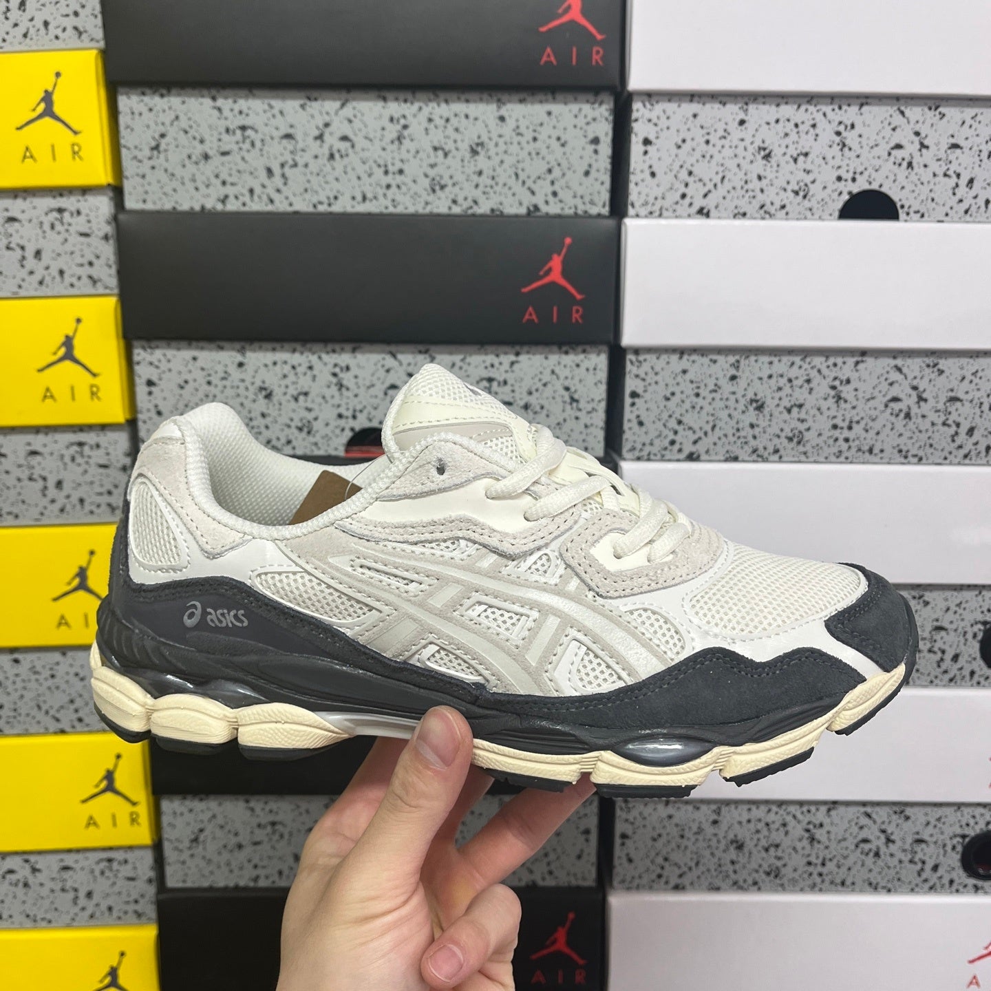 ASICS Gel-NYC White Smoke Grey