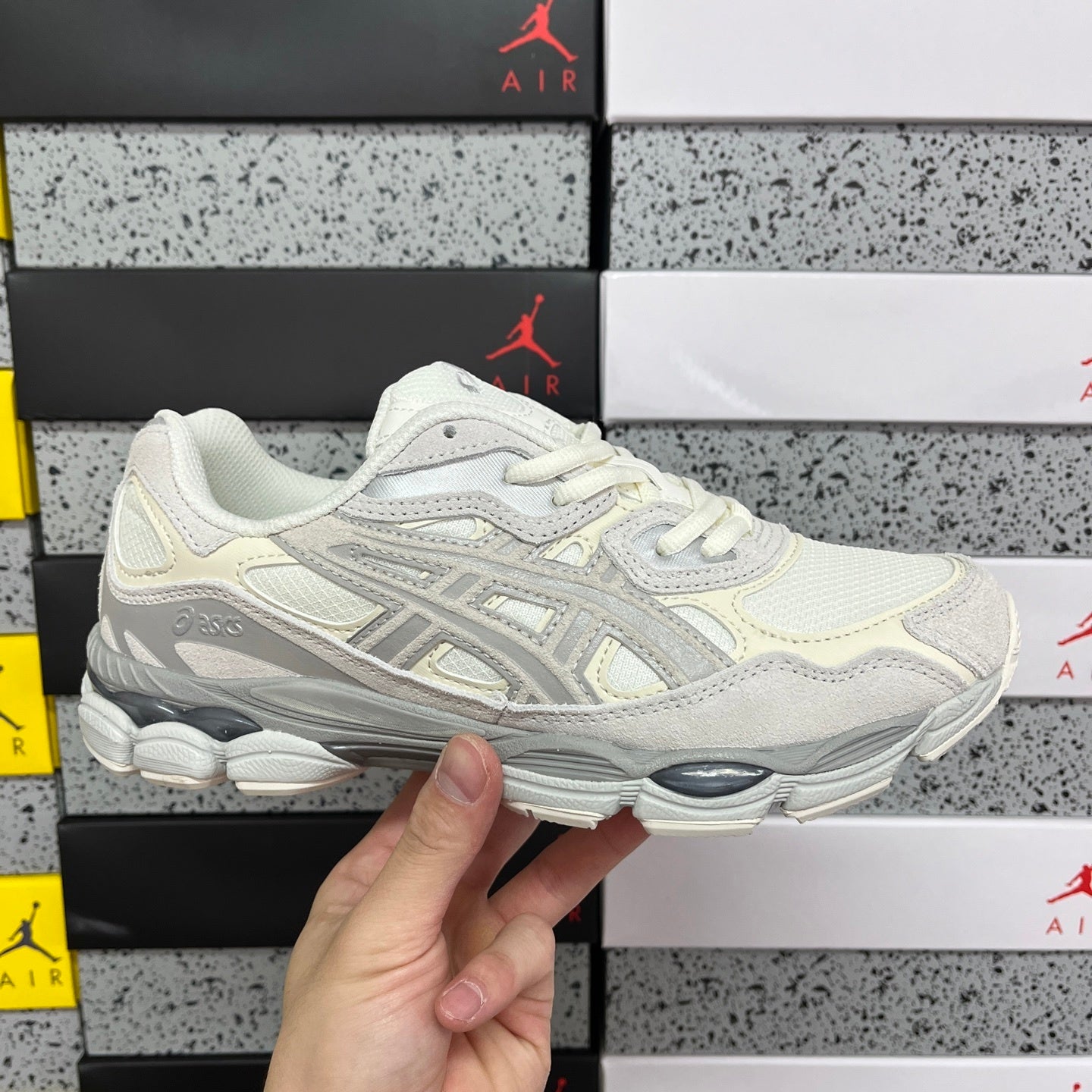 ASICS Gel-NYC Cream Grey