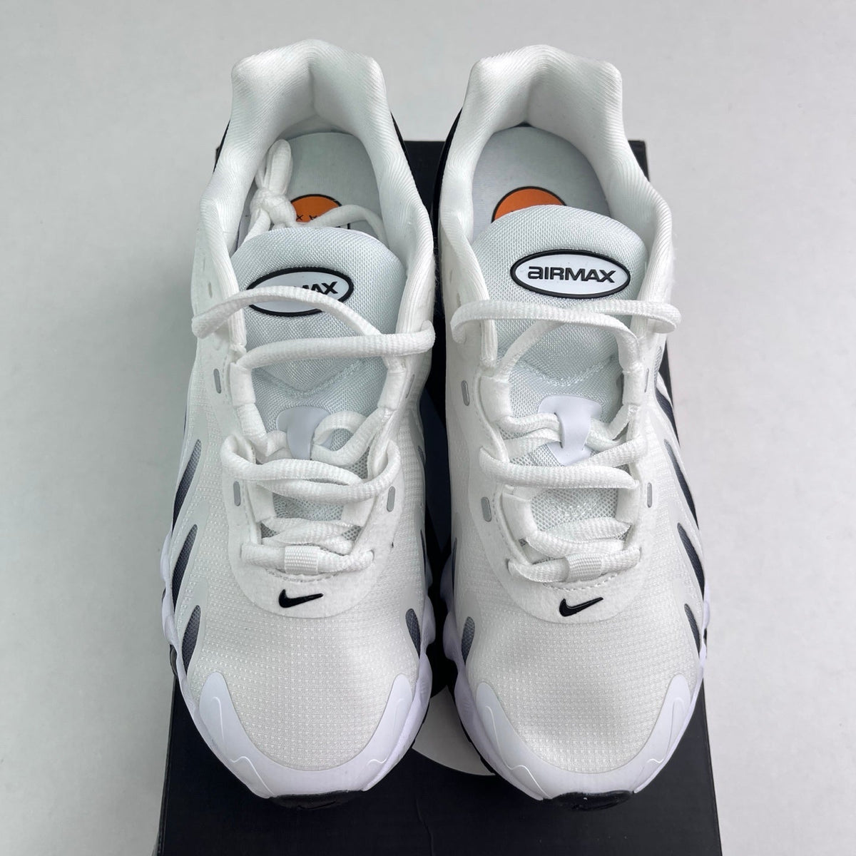 Nike Air Max DN8 Black White Black
