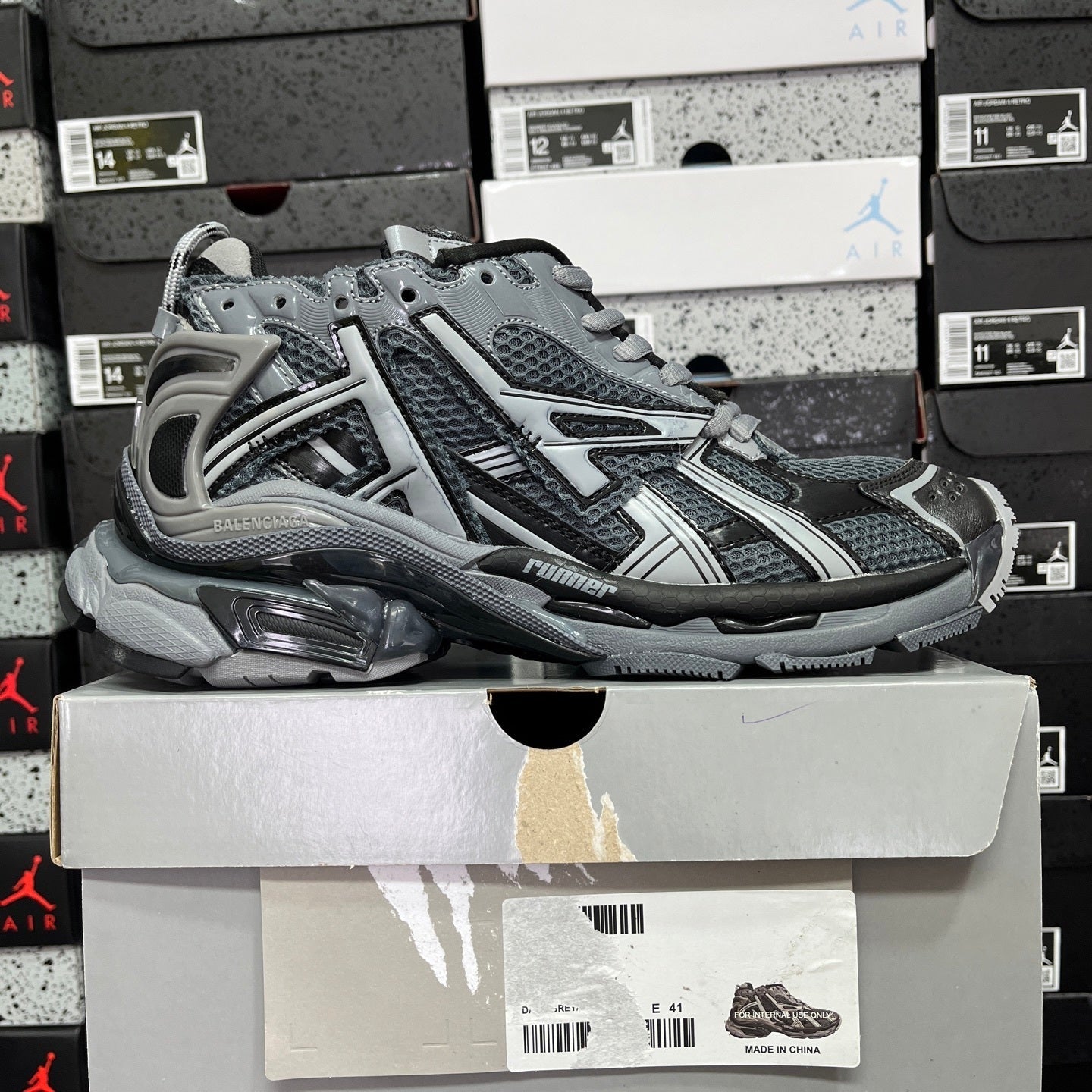 Balenciaga Runner 7.0 Night Black Grey
