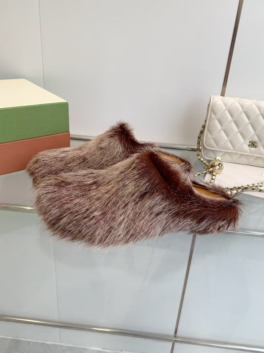 Marni Long Hair Calfskin Fussbett Zueco Marrón Beige