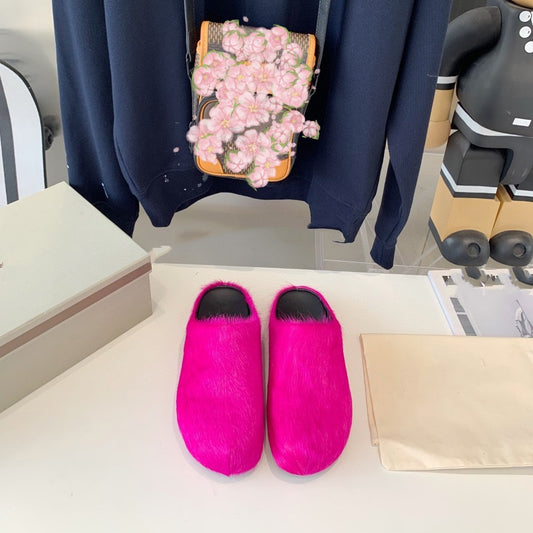 Marni Long Hair Calfskin Fussbett Sabot Fuchsia