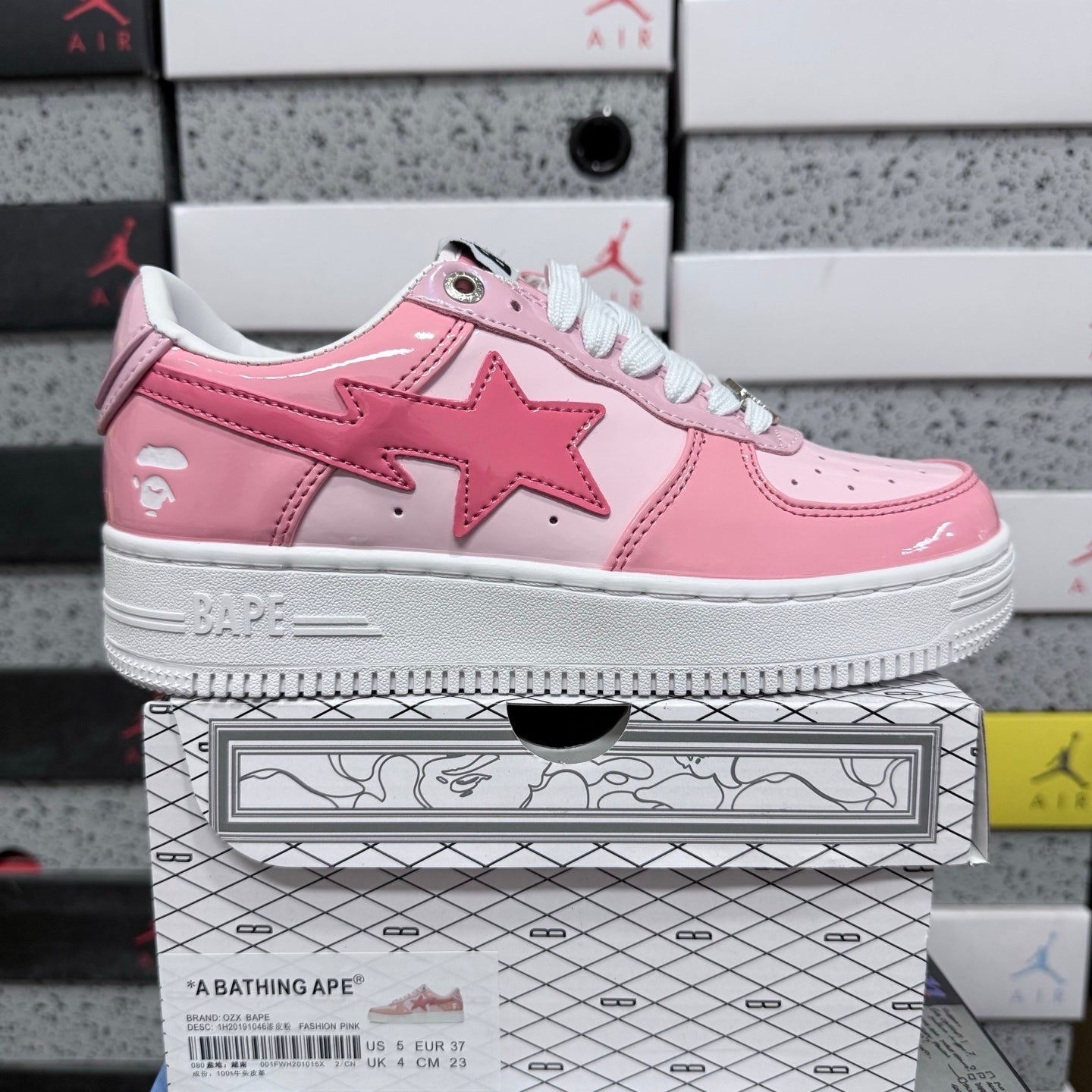 A Bathing Ape Bapesta Pink