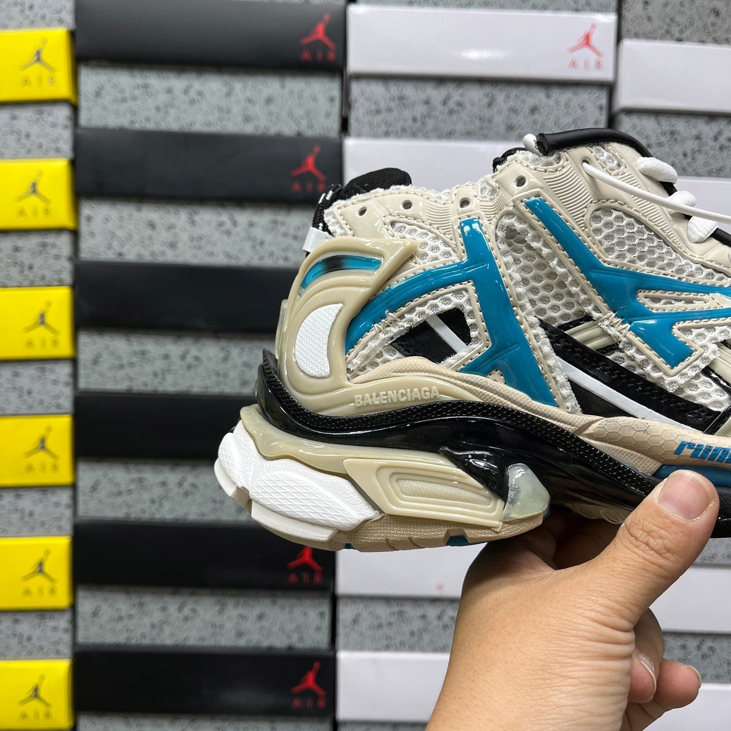 Balenciaga Runner 7.5 Cream Blue White
