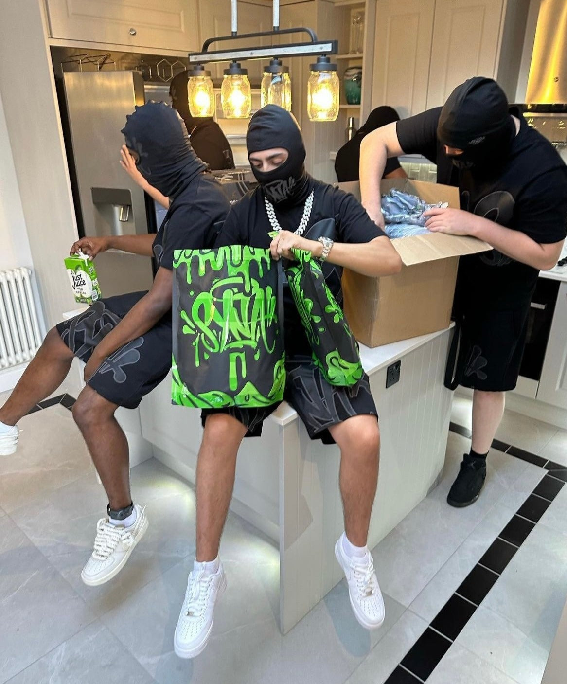 Syna Eye Logo Balaclava Black/Reflective