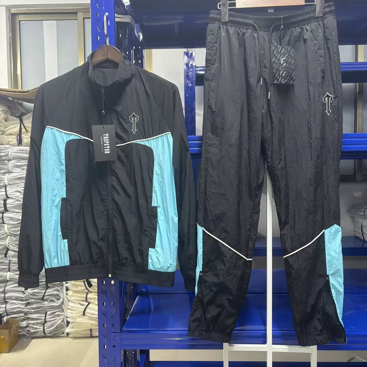 Trapstar Irongate T Shell Suit Black/Blue
