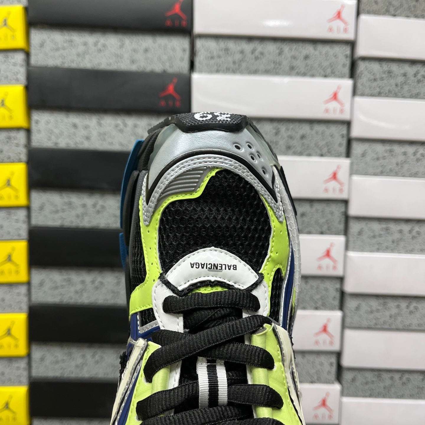 Balenciaga Runner 7.0 Cream Black Green