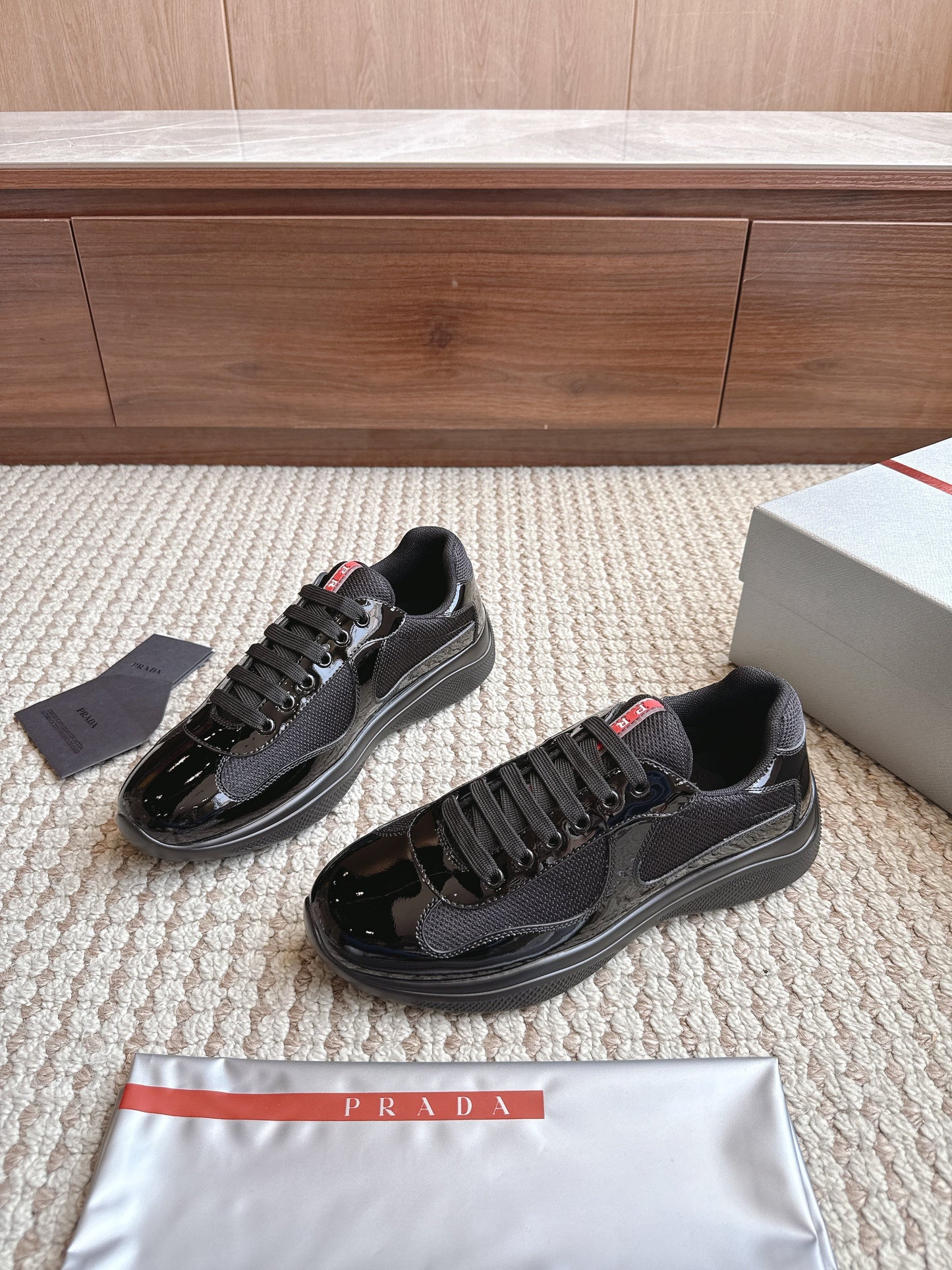 Prada America's Cup Black