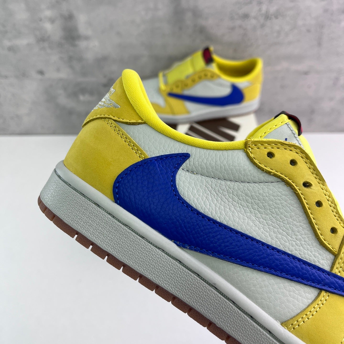 Jordan 1 Low OG SP x Travis Scott Canary