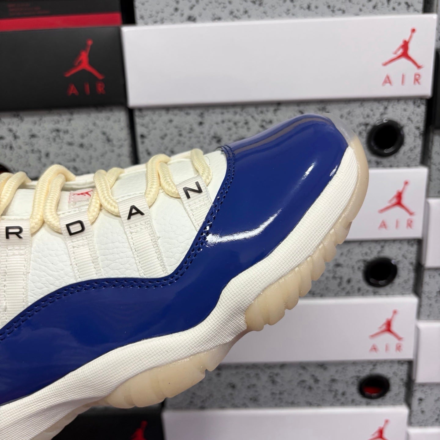 Jordan 11 Retro Rare Air