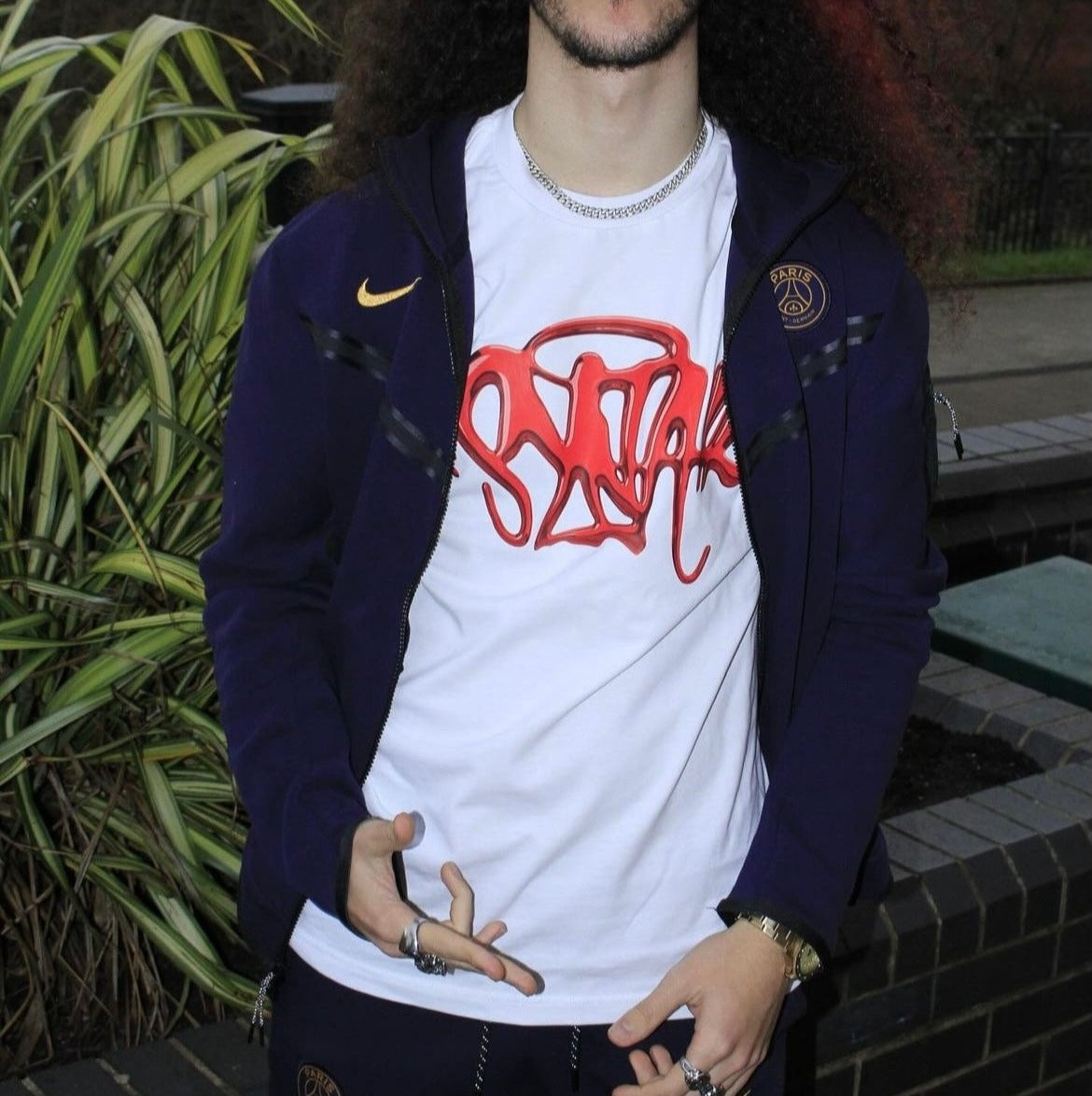 Syna World Chrome Tee White/Red