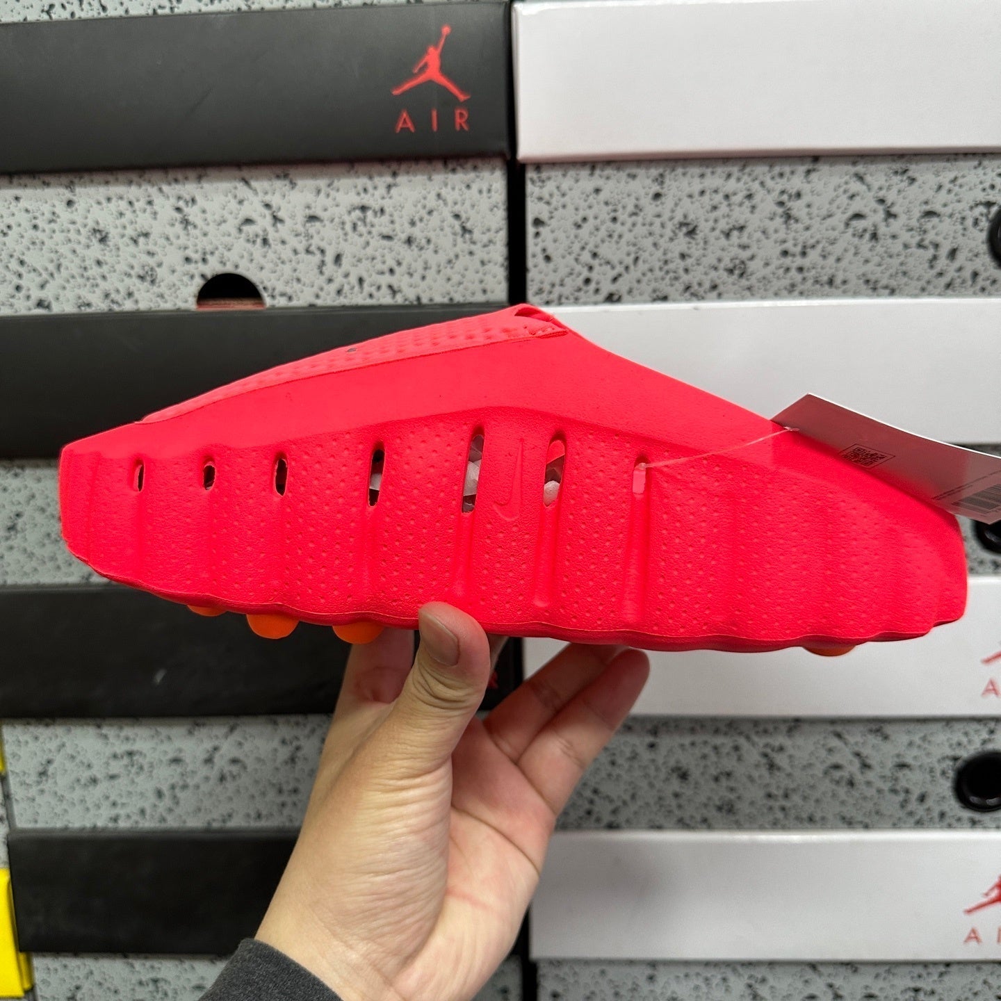 Nike Mind 001 Slide Solar Red