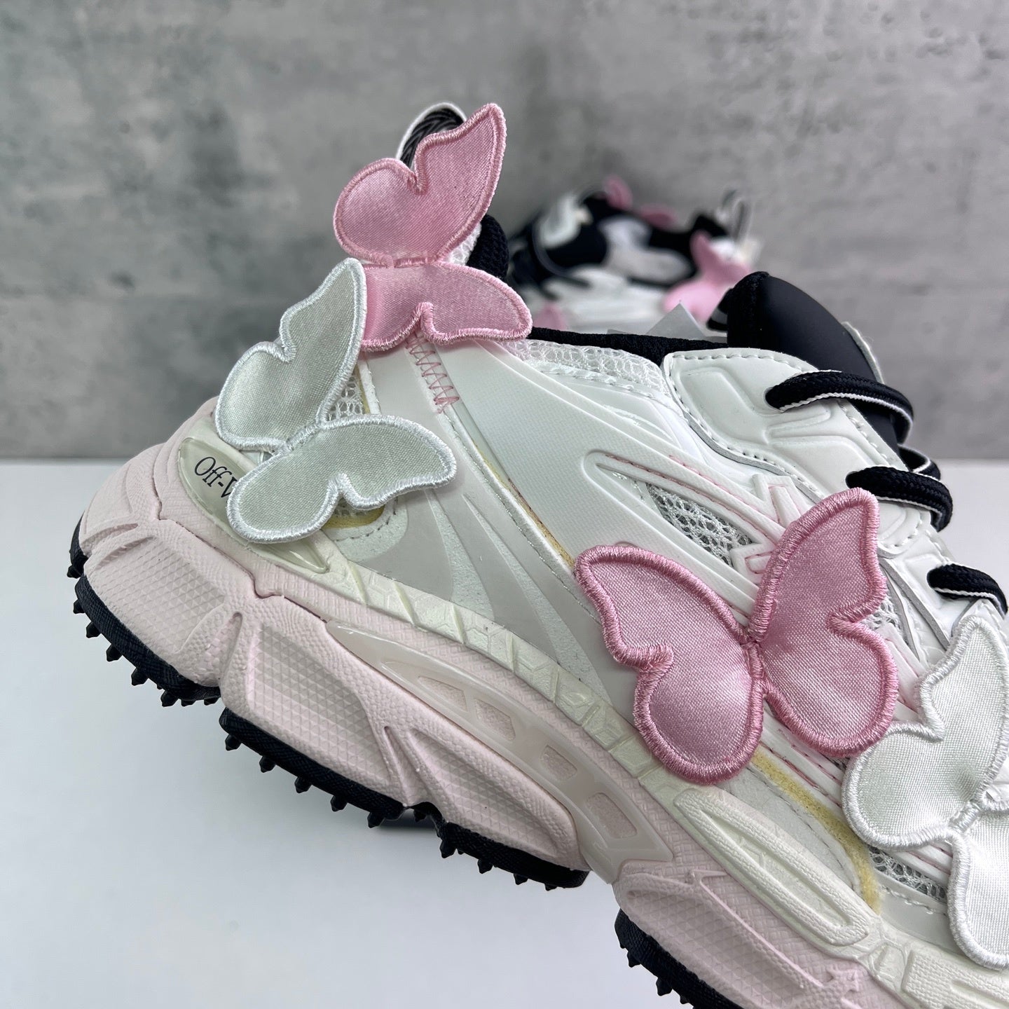 Off-White Be Right Back Pink White Butterflies