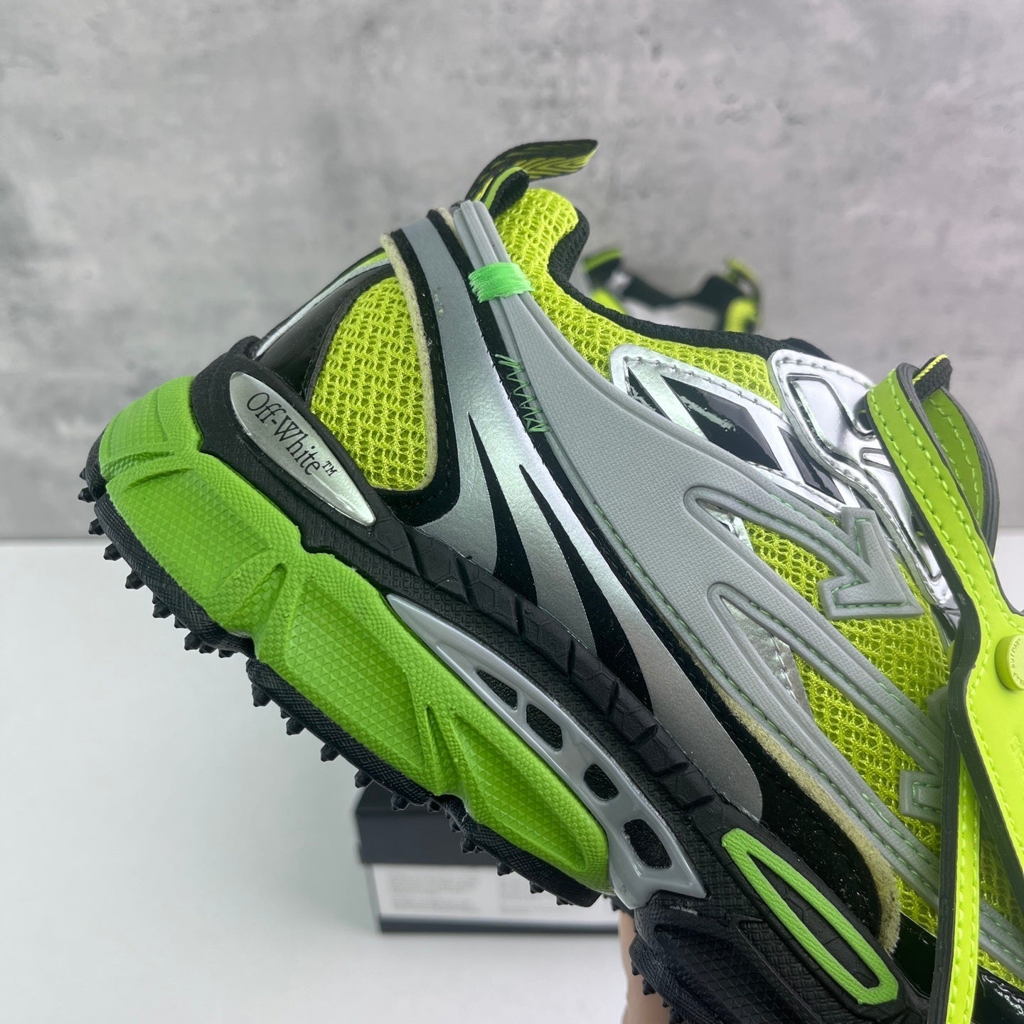Off-White Be Right Back Fluo Grey Black