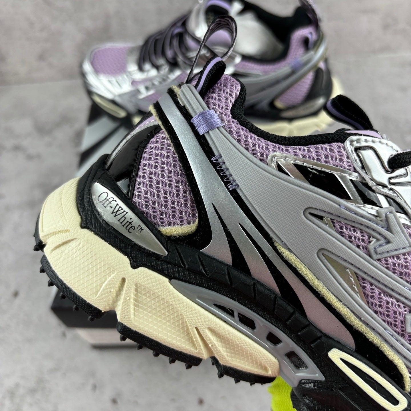 Off-White Be Right Back Grey Black Lilac
