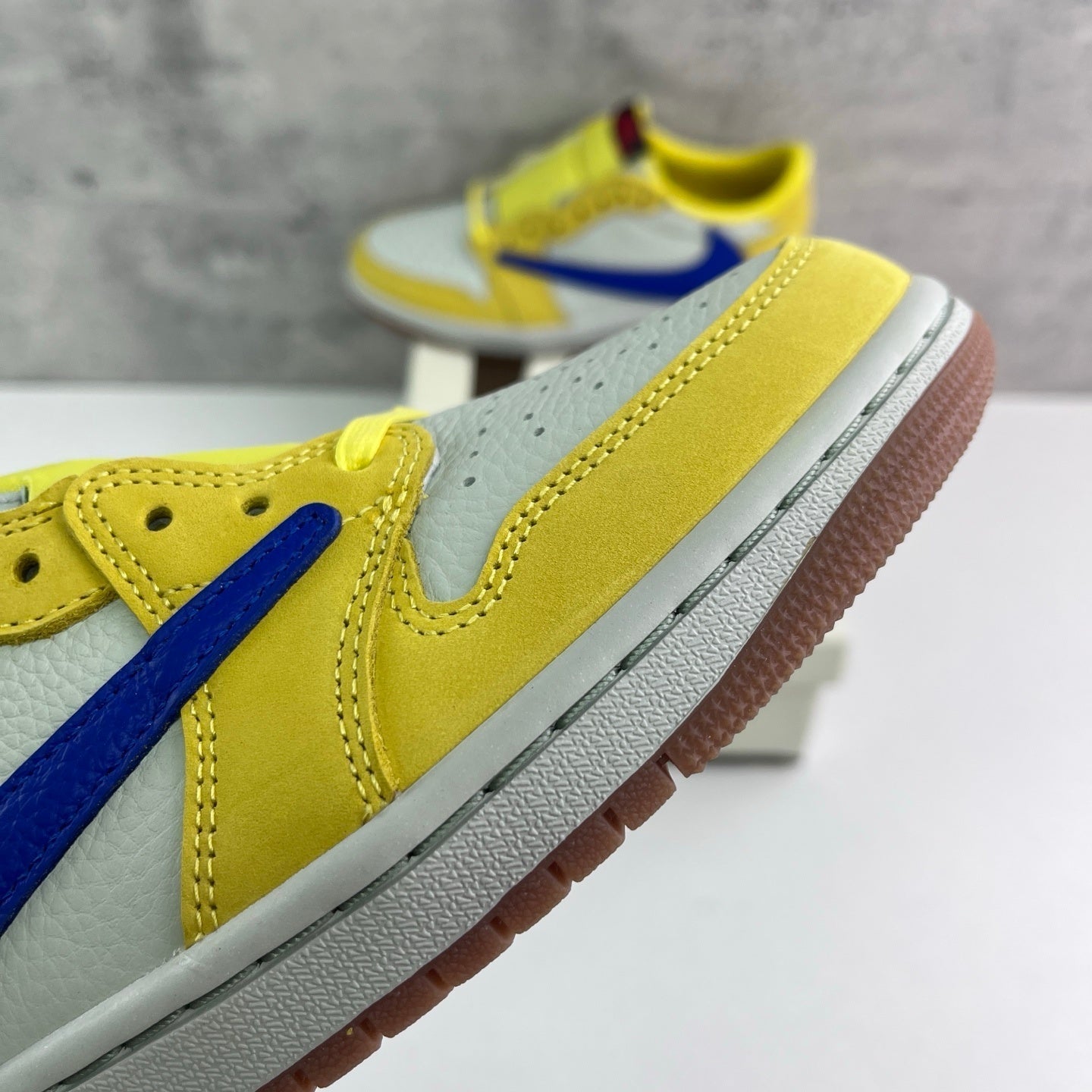 Jordan 1 Low OG SP x Travis Scott Canary
