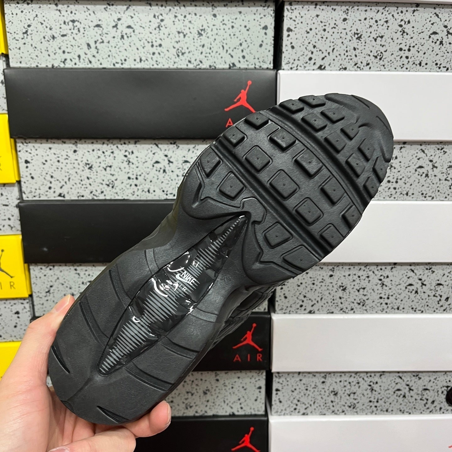 Nike Air Max 95 Essential Jewel Triple Black