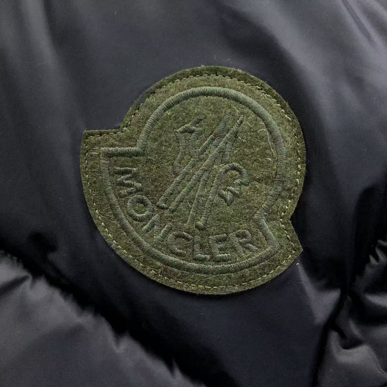 Moncler Cyclone Down Jacket Black