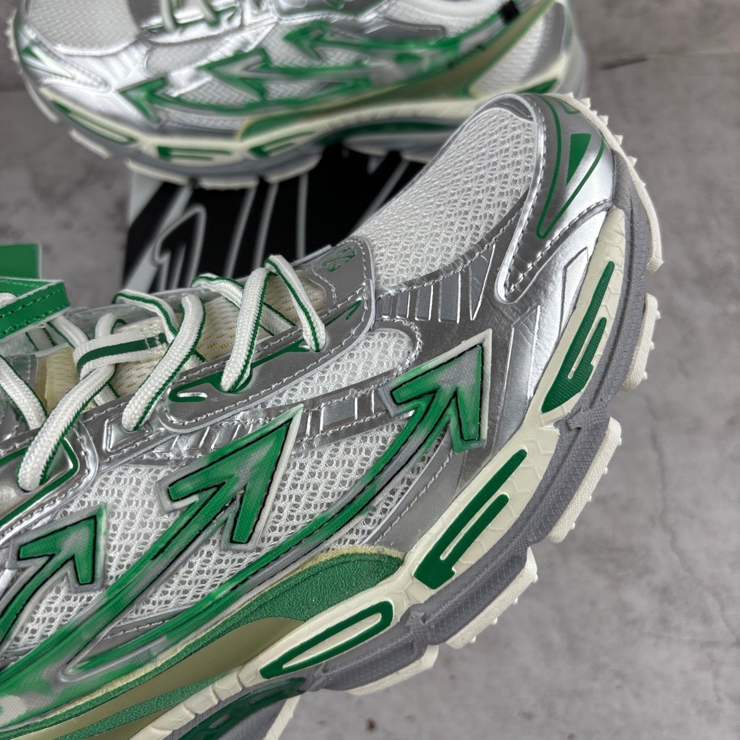 Off-White Be Right Back Green Metallic Grey