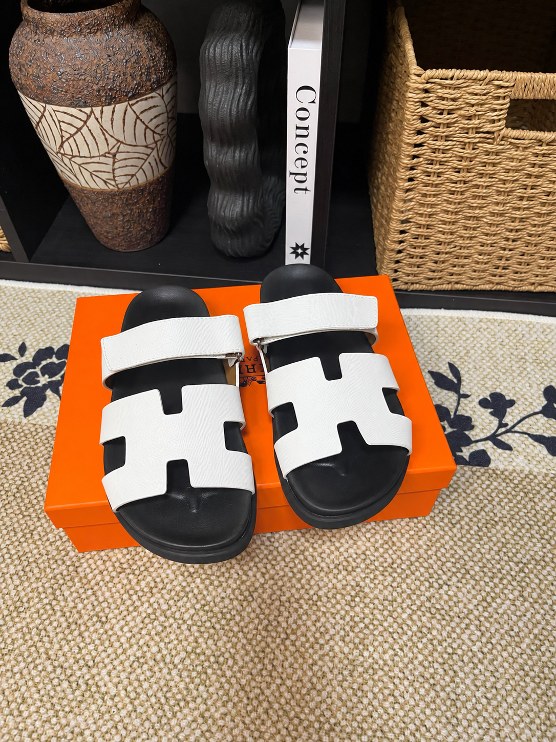 Hermes Chypre Slide White
