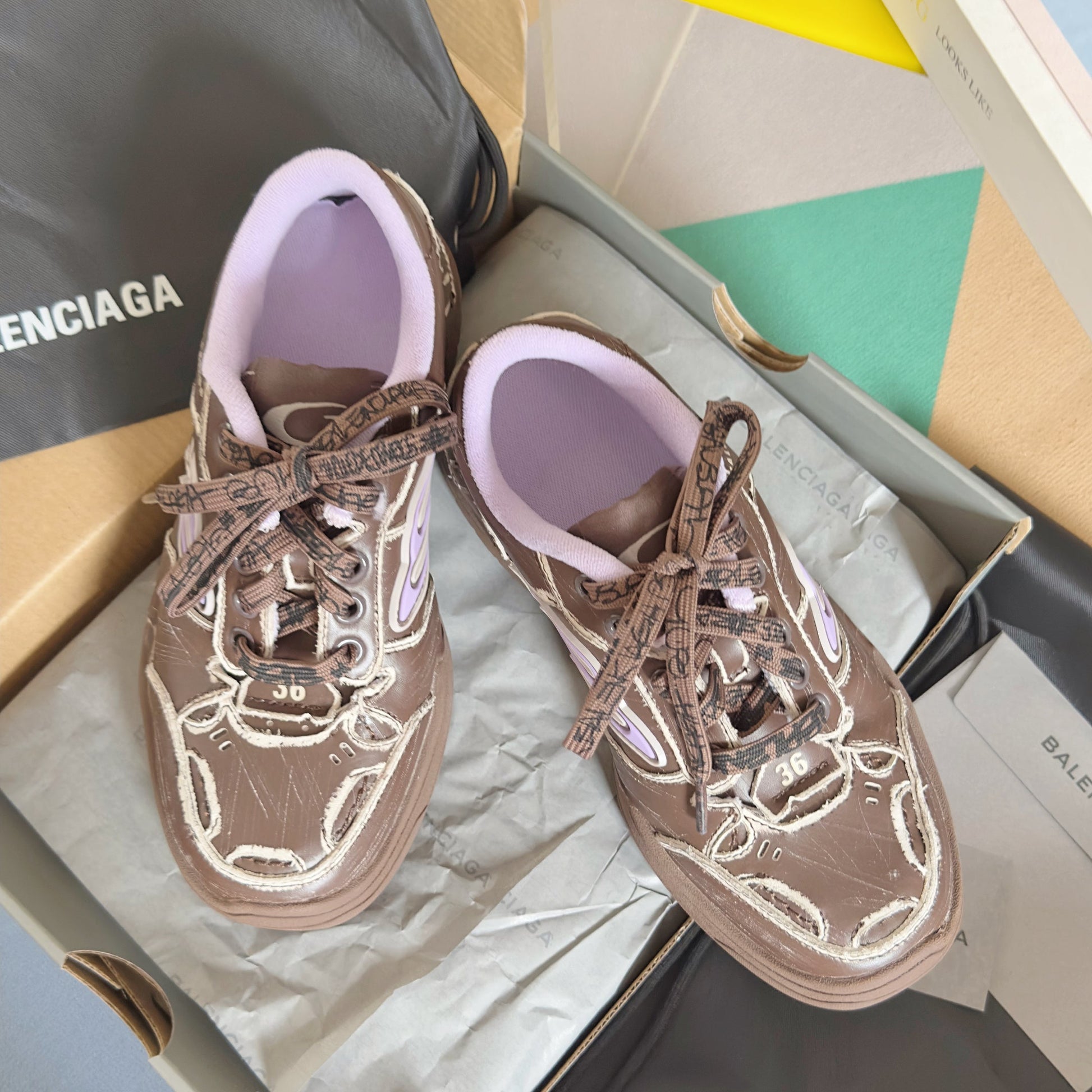 Balenciaga Hamptons Worn-Out Brown Pink