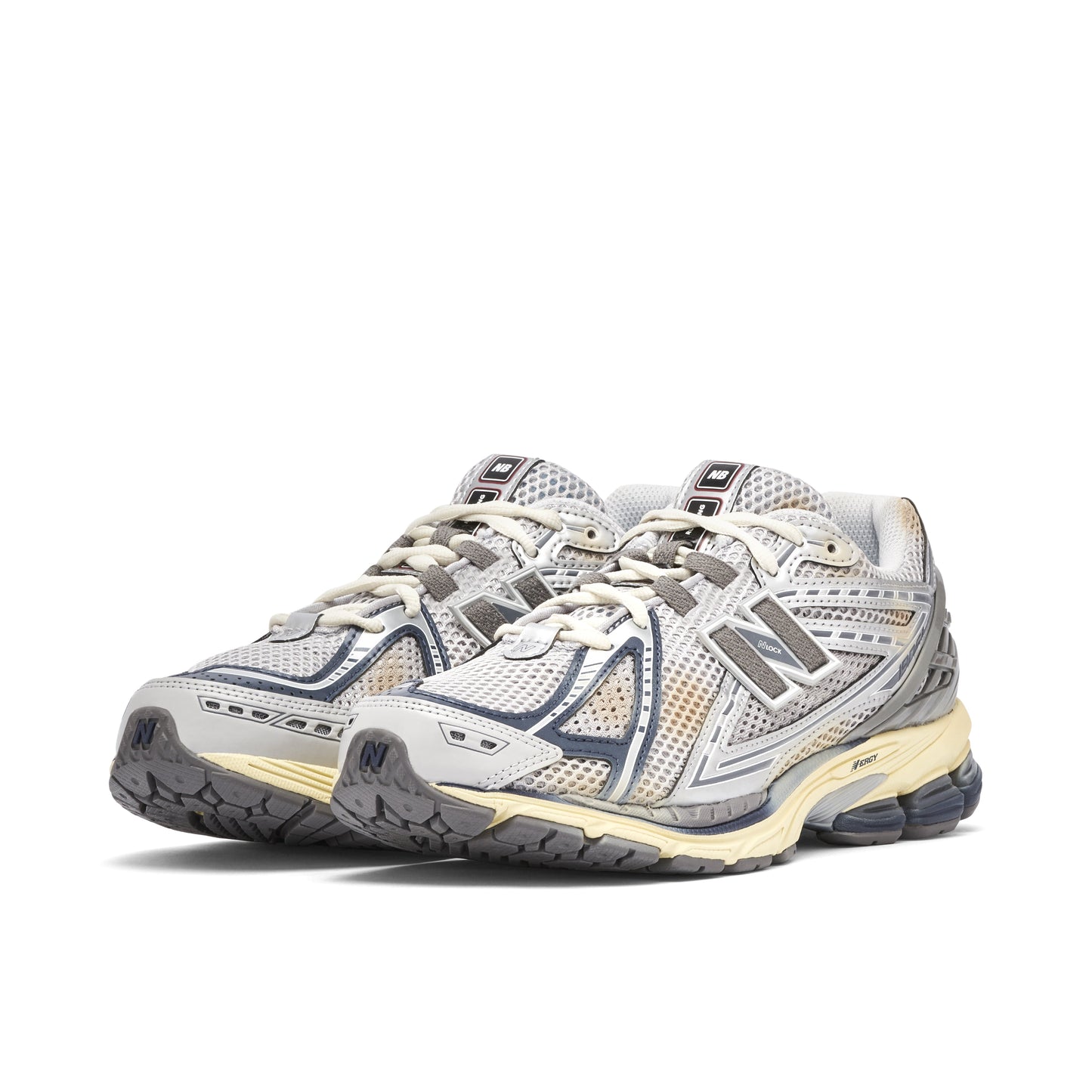 New Balance x thisisneverthat 1906R Grey