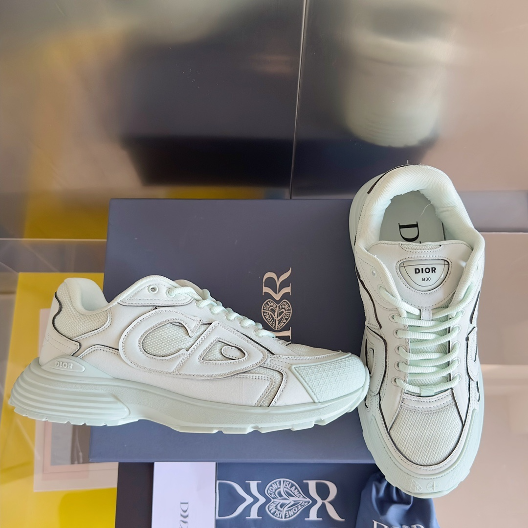B30 x Stone Island Mint