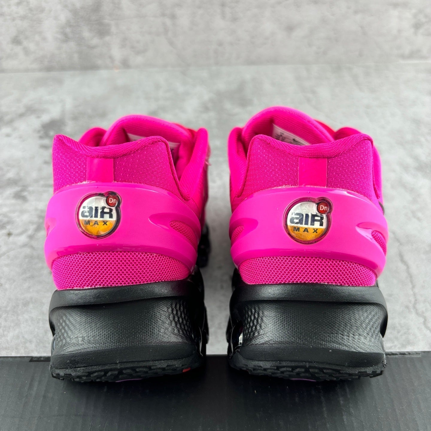 Nike Air Max DN8 Fuchsia Black